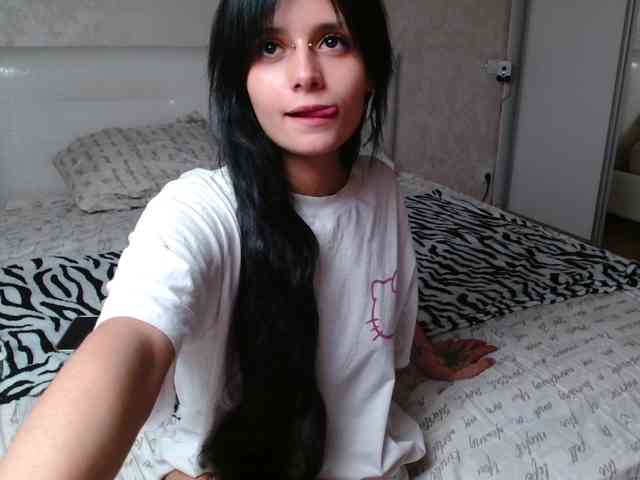 TheSluttyFox Sex Cam Show