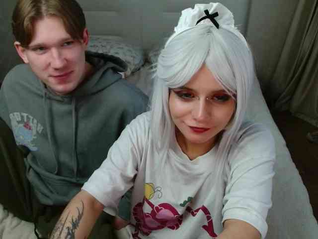 TheSluttyFox webcam