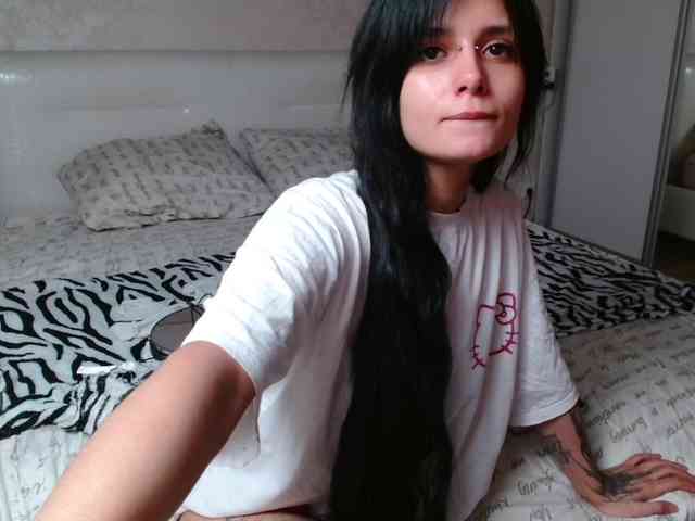 TheSluttyFox Sex Cam Show