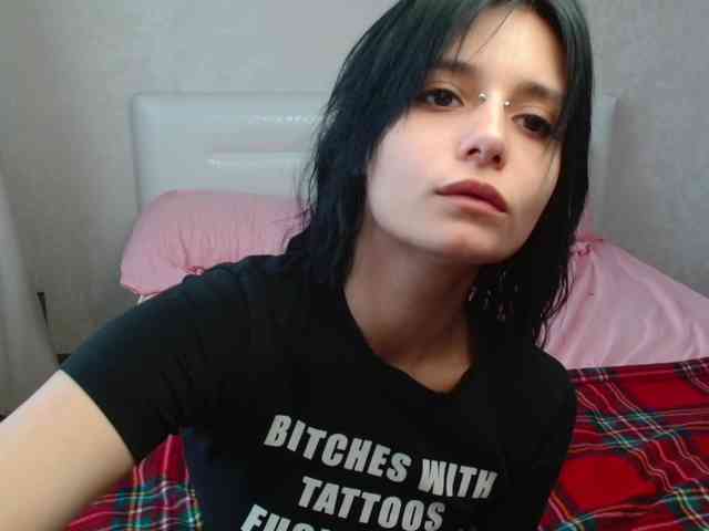 TheSluttyFox Sex Cam Show