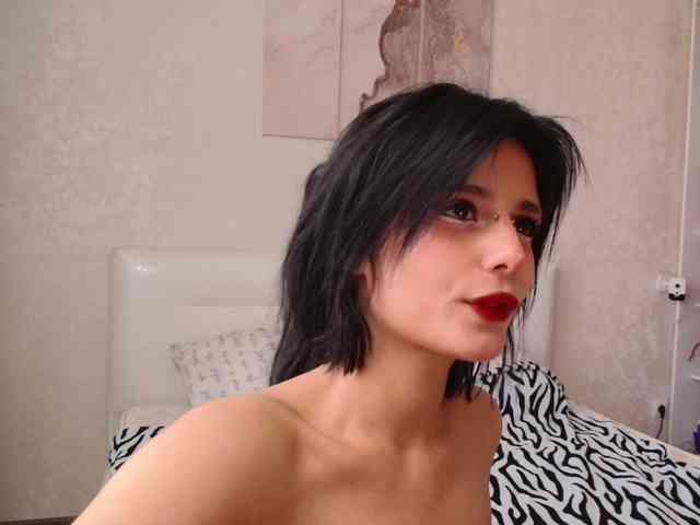 TheSluttyFox Sex Cam Show