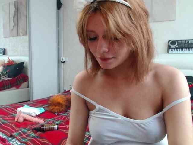 This model is live right now. TheSluttyFox