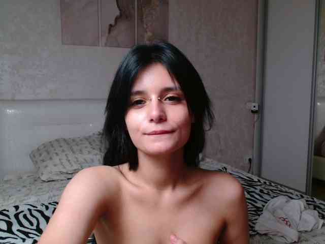 Модель: TheSluttyFox