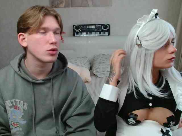TheSluttyFox webcam