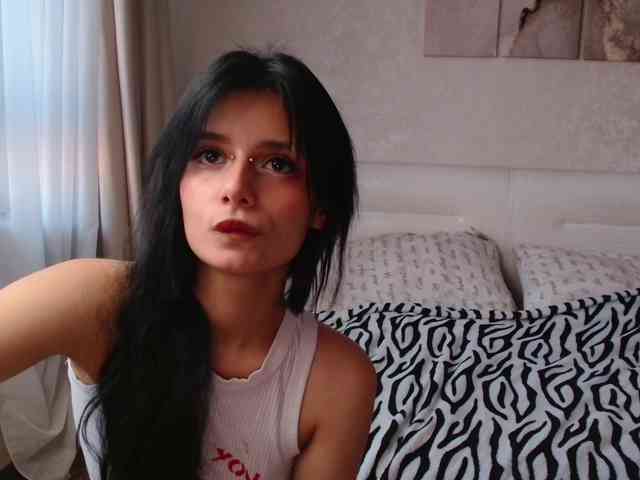 TheSluttyFox Sex Cam Show