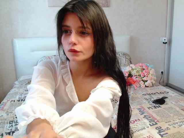 TheSluttyFox webcam