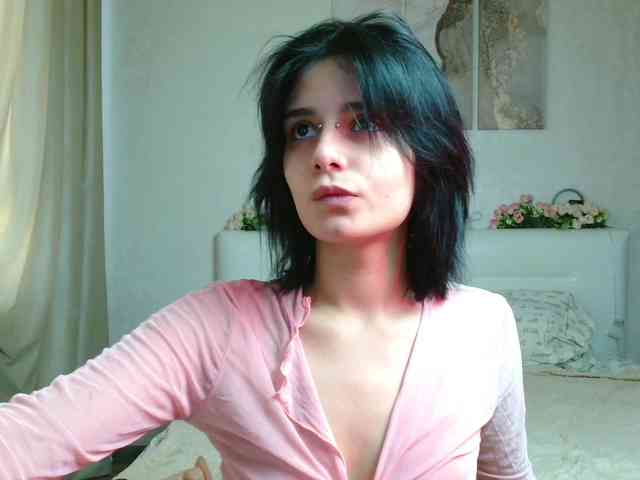 TheSluttyFox webcam
