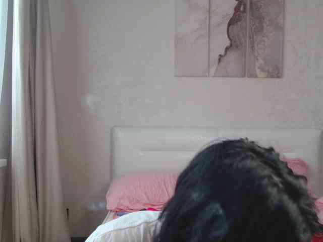 TheSluttyFox Sex Cam Show