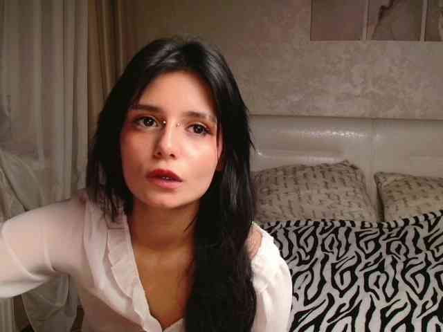 TheSluttyFox Sex Cam Show