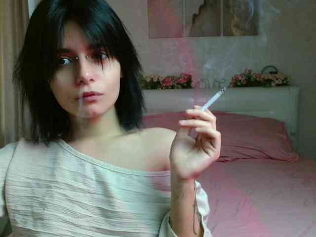 TheSluttyFox webcam