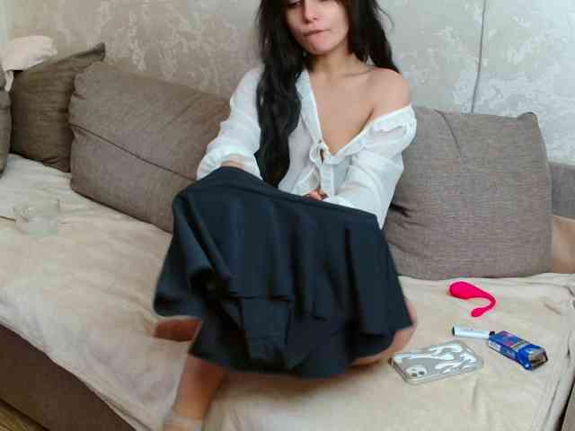 TheSluttyFox webcam