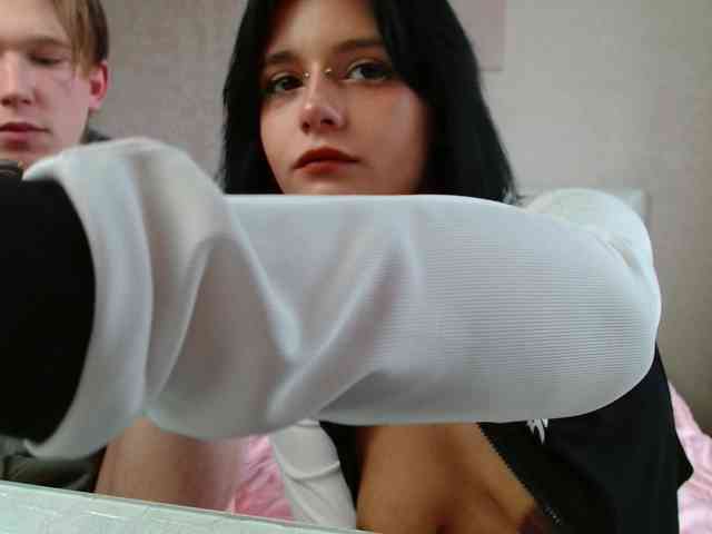 TheSluttyFox webcam