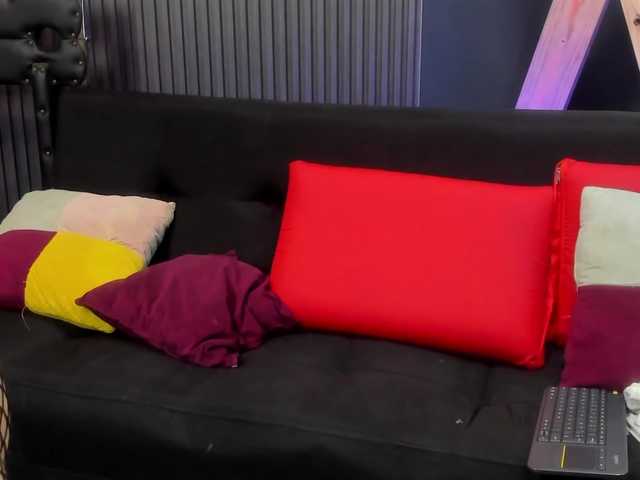 Sol-Radiant live cam on BongaCams