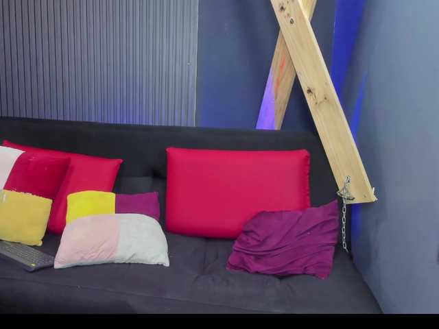 Sol-Radiant live webcam show