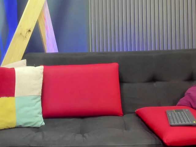 Sol-Radiant live cam on BongaCams