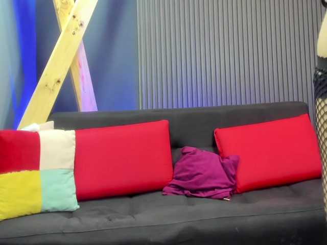 Sol-Radiant live cam on BongaCams