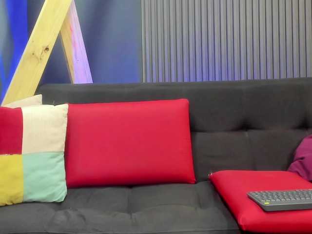 Sol-Radiant live cam on BongaCams