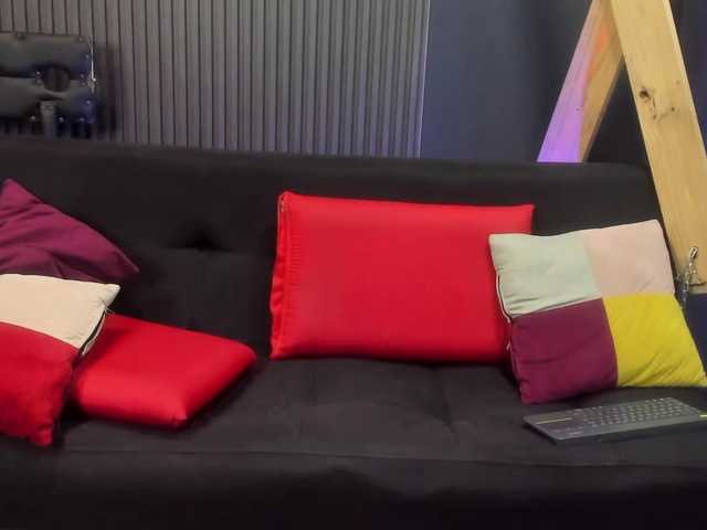 Sol-Radiant live cam on BongaCams
