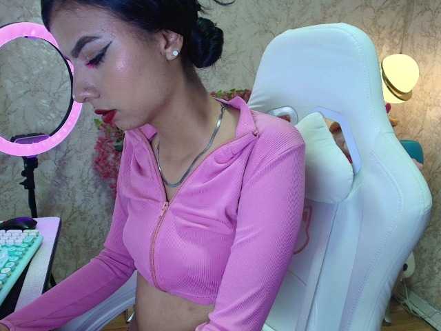 Brendalondon live cam on BongaCams