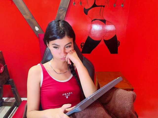 Brendalondon live cam on BongaCams