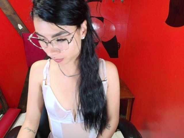Brendalondon live cam on BongaCams