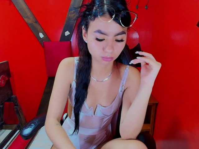 Brendalondon live cam on BongaCams