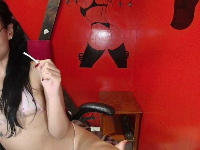Brendalondon live cam on BongaCams