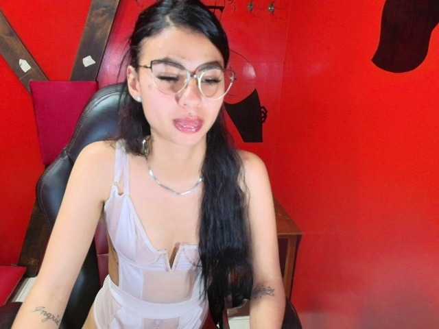 Brendalondon live cam on BongaCams
