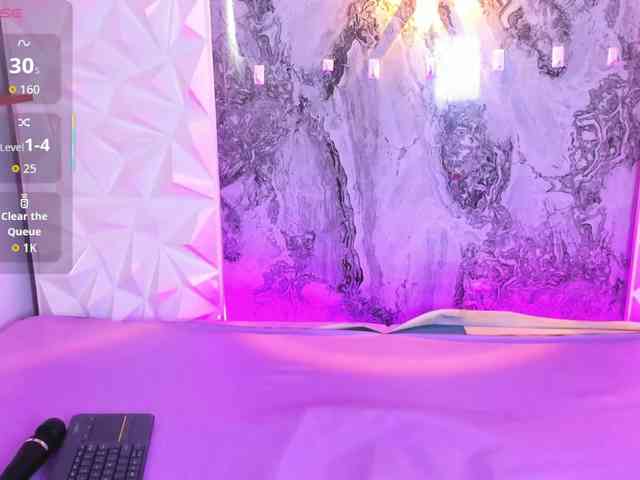 playful-violet webcam