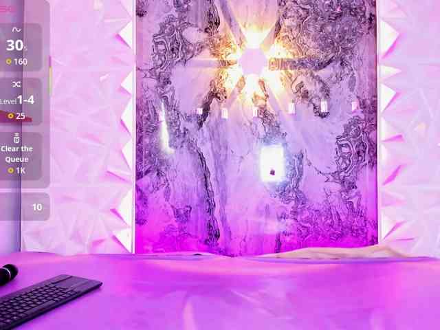 playful-violet webcam