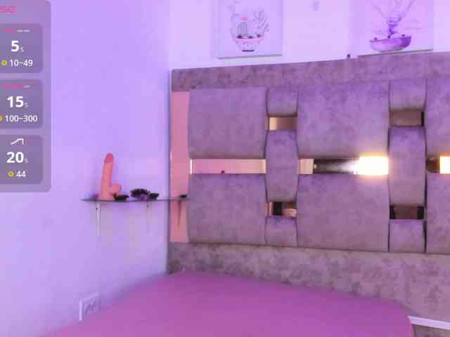 playful-violet webcam