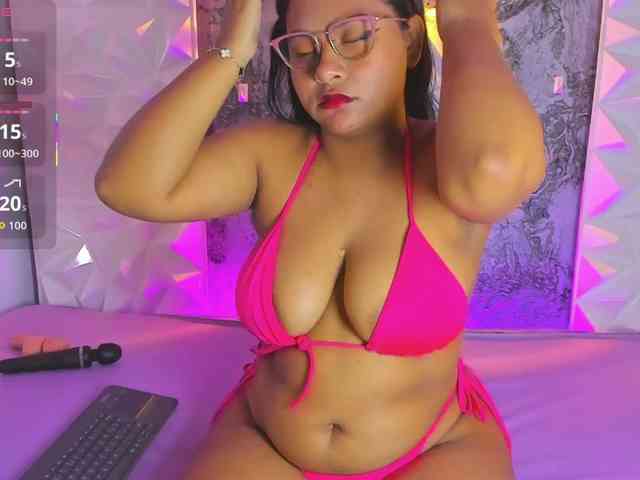 playful-violet webcam