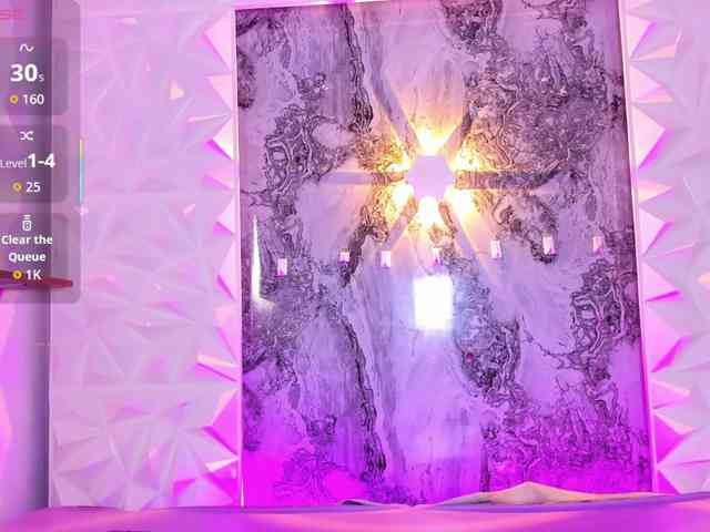 playful-violet webcam