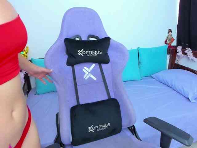LunaGomez webcam
