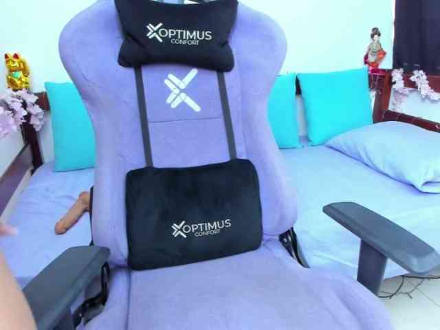 LunaGomez webcam
