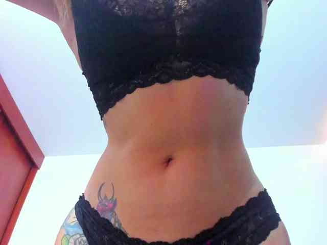 LunaGomez webcam