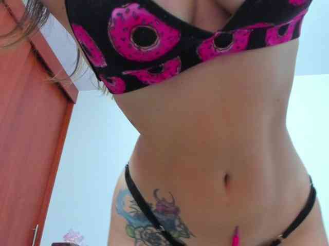 LunaGomez webcam