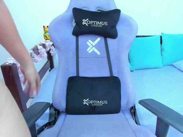 LunaGomez webcam