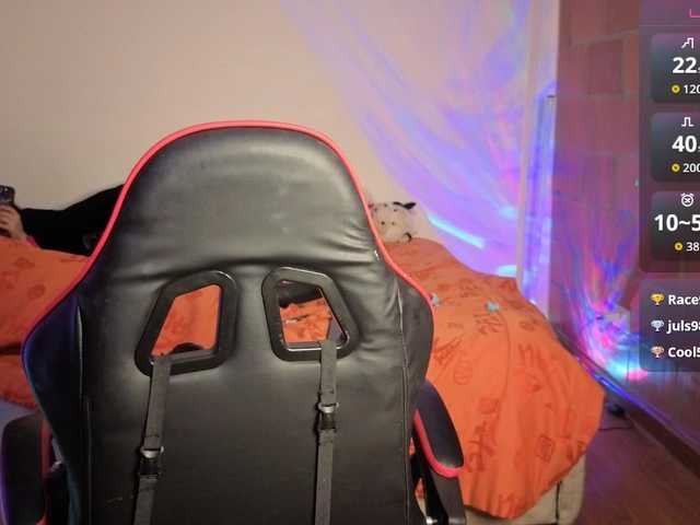 MaloryTay11 — live female cam