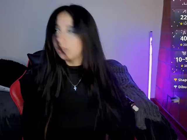 MaloryTay11 live cam on BongaCams