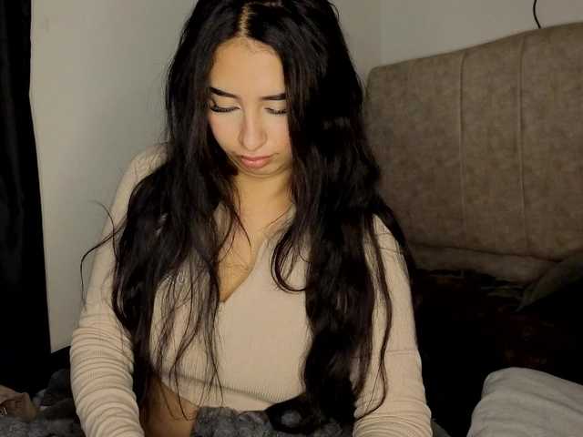 MaloryTay11 live cam on BongaCams