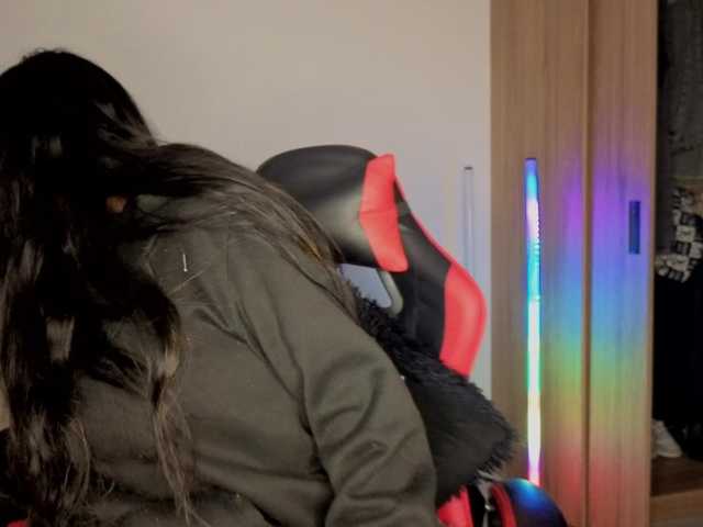 MaloryTay11 live cam on BongaCams