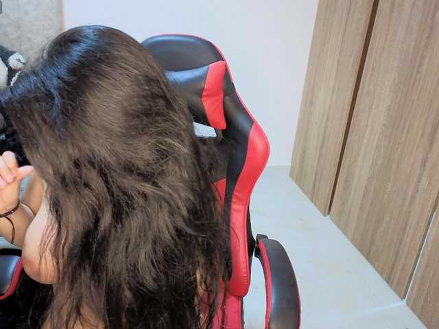 MaloryTay11 webcam