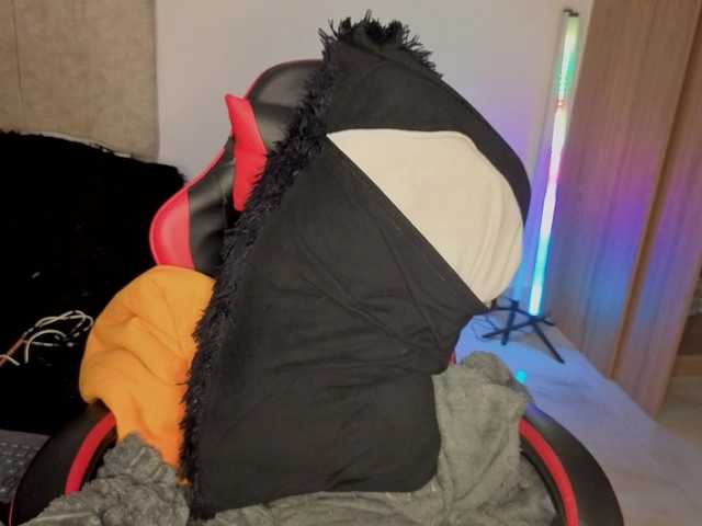 MaloryTay11 live cam on BongaCams