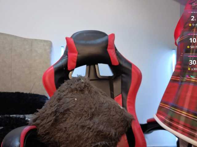 MaloryTay11 live cam on BongaCams