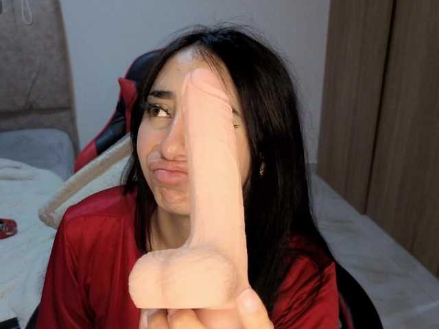 MaloryTay11 live cam on BongaCams
