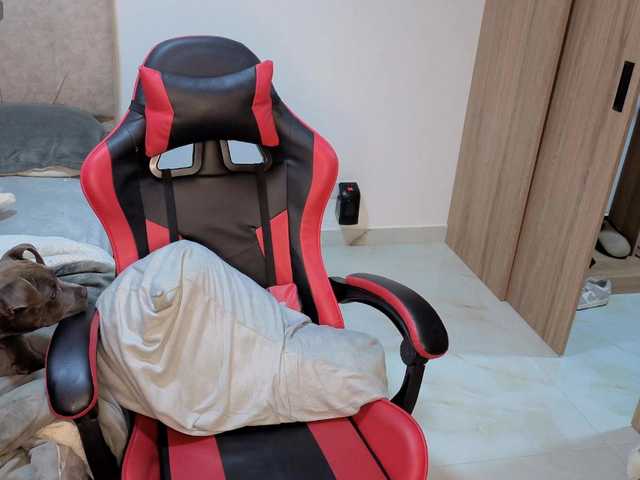 MaloryTay11 live cam on BongaCams