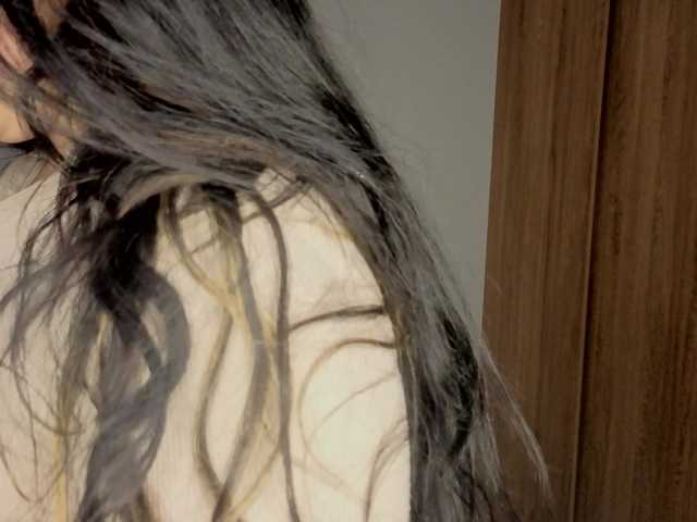 MaloryTay11 live cam on BongaCams