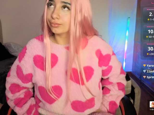 MaloryTay11 live cam on BongaCams
