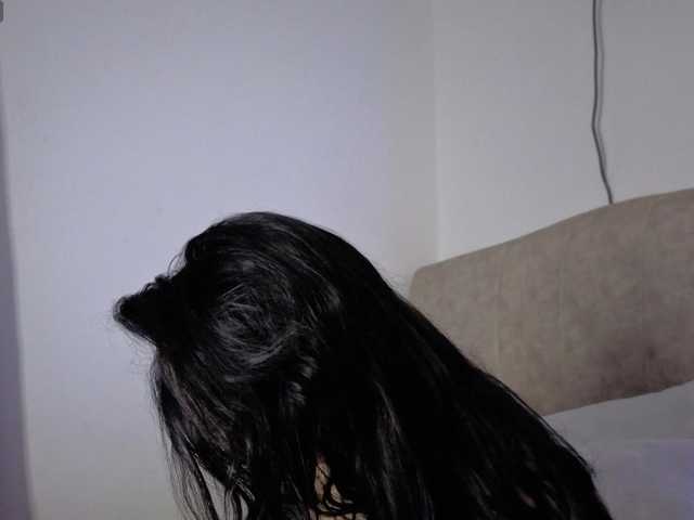 MaloryTay11 live cam on BongaCams